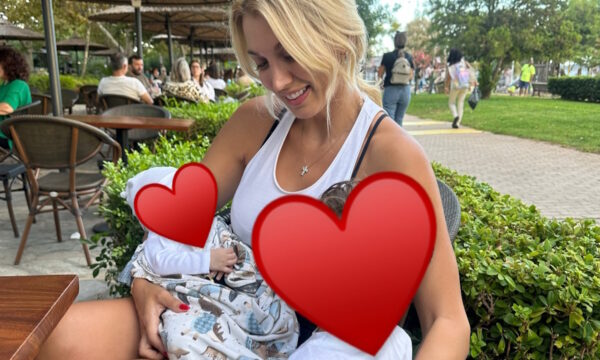 Κωνσταντίνα Σπυροπούλου: Σε baby shower με τους γιους της – Εικόνες