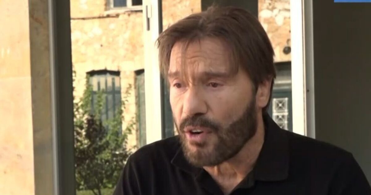 Στράτος Τζώρτζογλου για Γιώργο Μαζωνάκη: «Ήταν ο μοναδικός που με στήριξε αφιλοκερδώς»