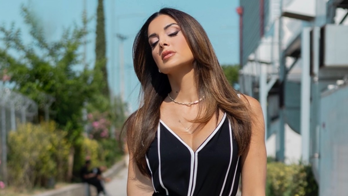 Η Σταματίνα Τσιμτσιλή με την twisted πλεξούδα, το στυλ για νεανικότερη εμφάνιση