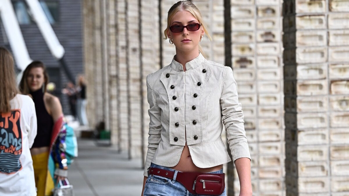 Τα 5 τζιν που θα κυριαρχήσουν φέτος στο street style