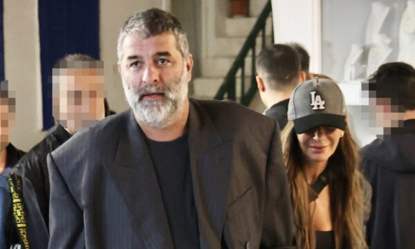 Βασίλης Μπισμπίκης: «Έδειχνε μεθυσμένος, του πρότειναν να τον συνοδεύσουν σπίτι» – Τι αποκαλύπτει αυτόπτης μάρτυρας στο Mega