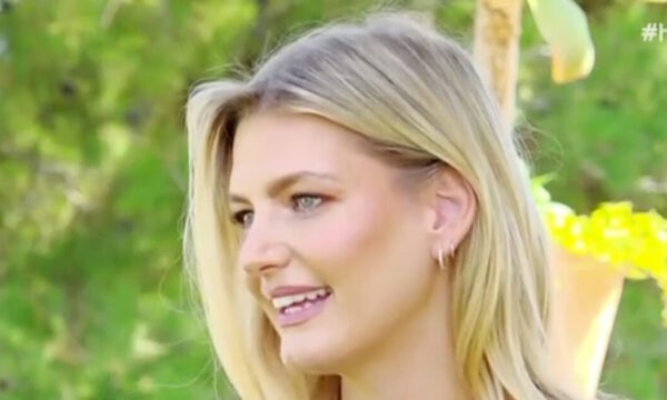 Μαίρη Βυτινάρος: «Μου ζήτησε το τηλέφωνό μου στον δρόμο – Με κάλεσε, αλλά δεν συναντηθήκαμε γιατί ήταν χαμηλός»