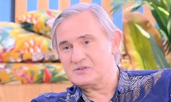Άκης Σακελλαρίου: «Μολύνθηκα με Λεγιονέλλα σε ξενοδοχείο» – Η αποκάλυψη για την υγεία του