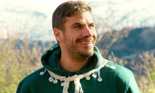 Άκης Πετρετζίκης: Η συγκινητική εικόνα με τα παιδιά του στην παρέλαση