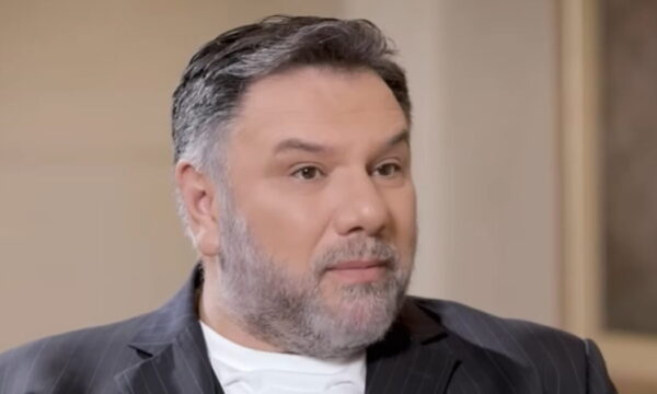 Γρηγόρης Αρναούτογλου: «Αν παρέμενα στο πρωινό θα είχα άσχημο τέλος, αναγκάστηκα να πάρω φάρμακα για να αντέξω»