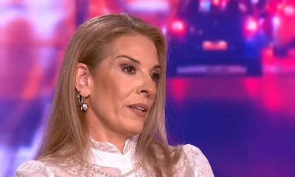 Αθηνά Μαξίμου: «Ήμουν μοναχικό παιδί, οι γονείς μου έμοιαζαν με δυο παιδιά χωρίς όρια»