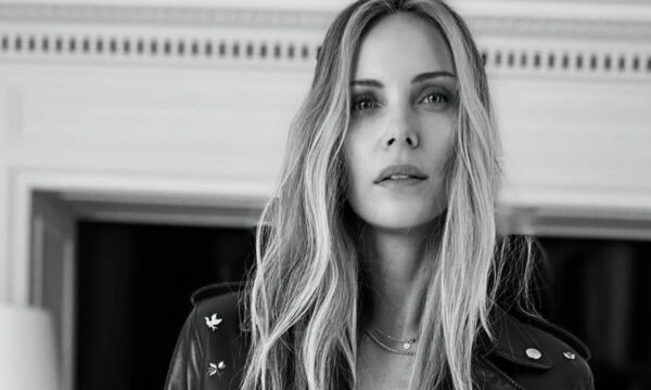 Πώς να πετύχετε τα ghost waves της Σαρλίζ Θερόν στο fashion show του Dior