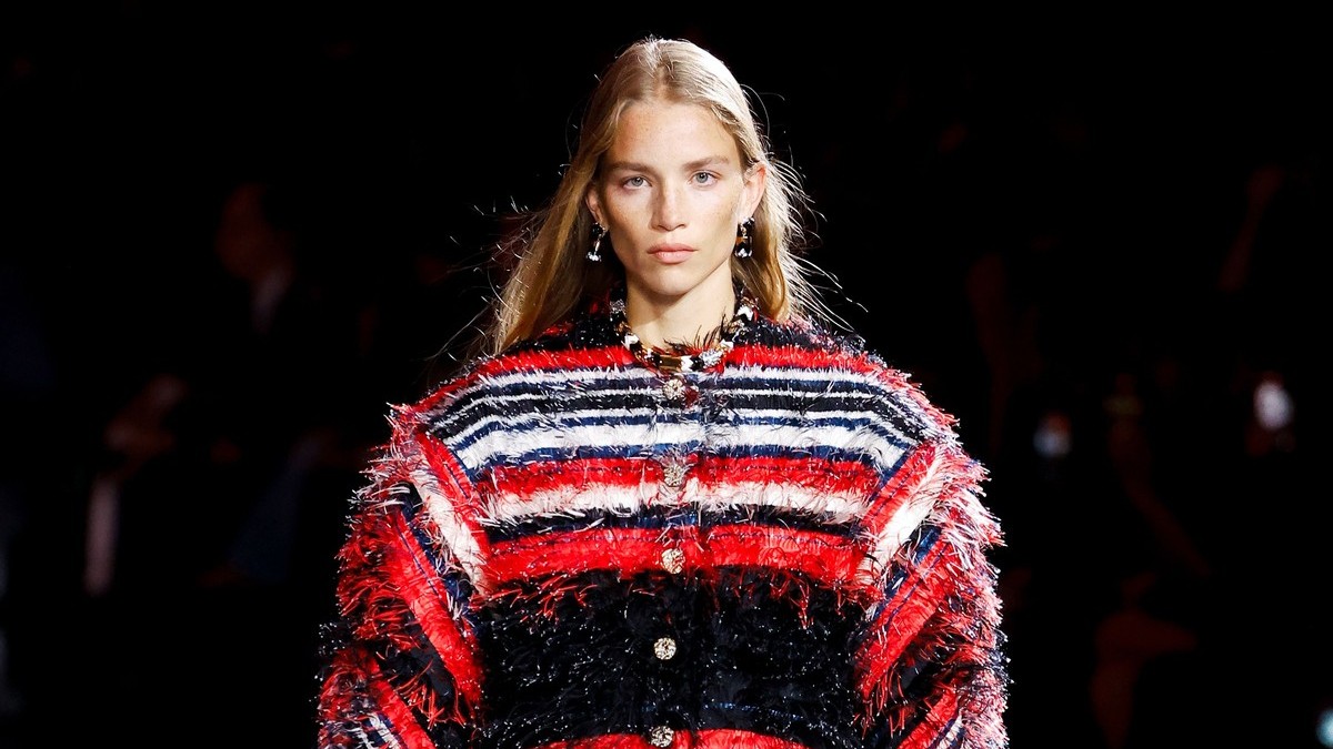 Η φυσική γοητεία πρωταγωνιστεί στη SS2026 της Chanel