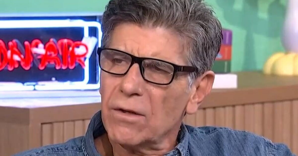 Γιάννης Μπέζος στο «Στούντιο 4»: «Έχω κουραστεί, δεν με συναρπάζει πλέον – Δεν έχω διάθεση να συνεχίσω»