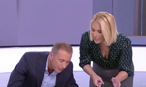 Γενέθλια στο στούντιο για τον Γιώργο Γρηγοριάδη – Η αναπάντεχη έκπληξη των συναδέλφων του