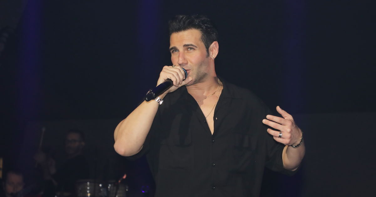 Πέτρος Ιακωβίδης: «Ανυπομονώ για τη στιγμή που θα δημιουργήσω τη δική μου οικογένεια»