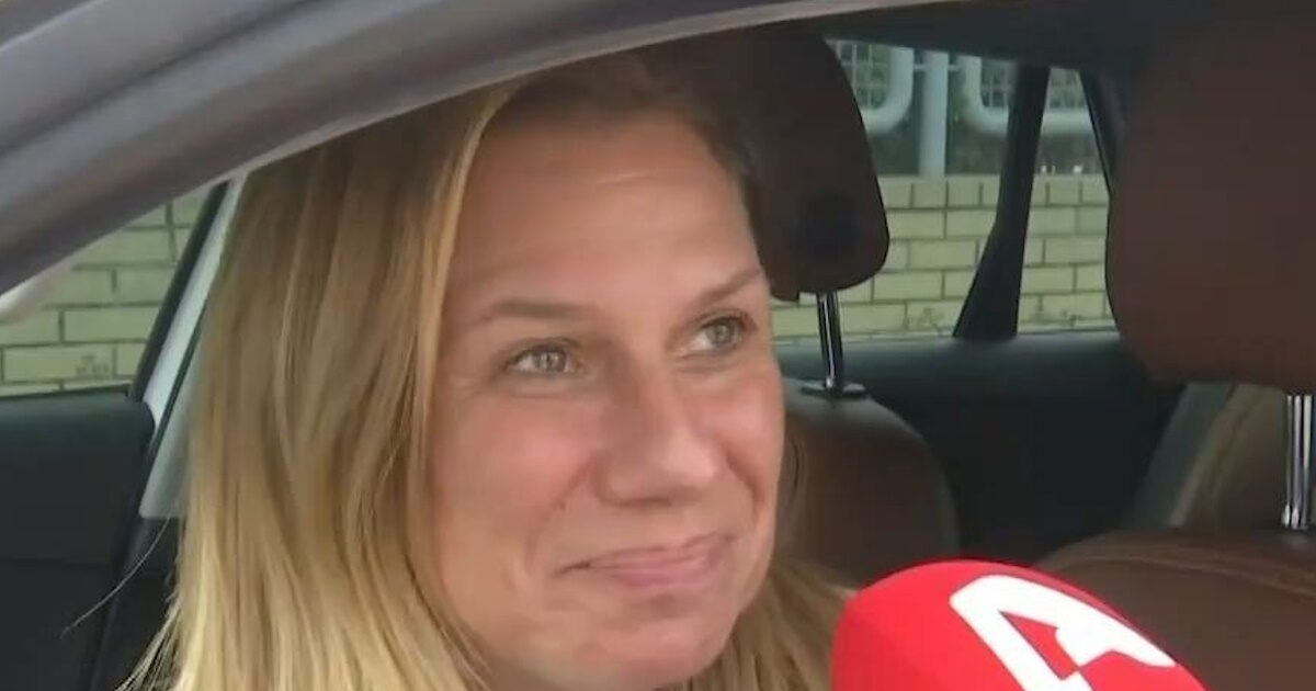 Κατερίνα Καραβάτου για Χρήστο Φερεντίνο: «Πώς να χάσω την πρεμιέρα του; Είμαι θαυμάστριά του, είναι εξαιρετικός»