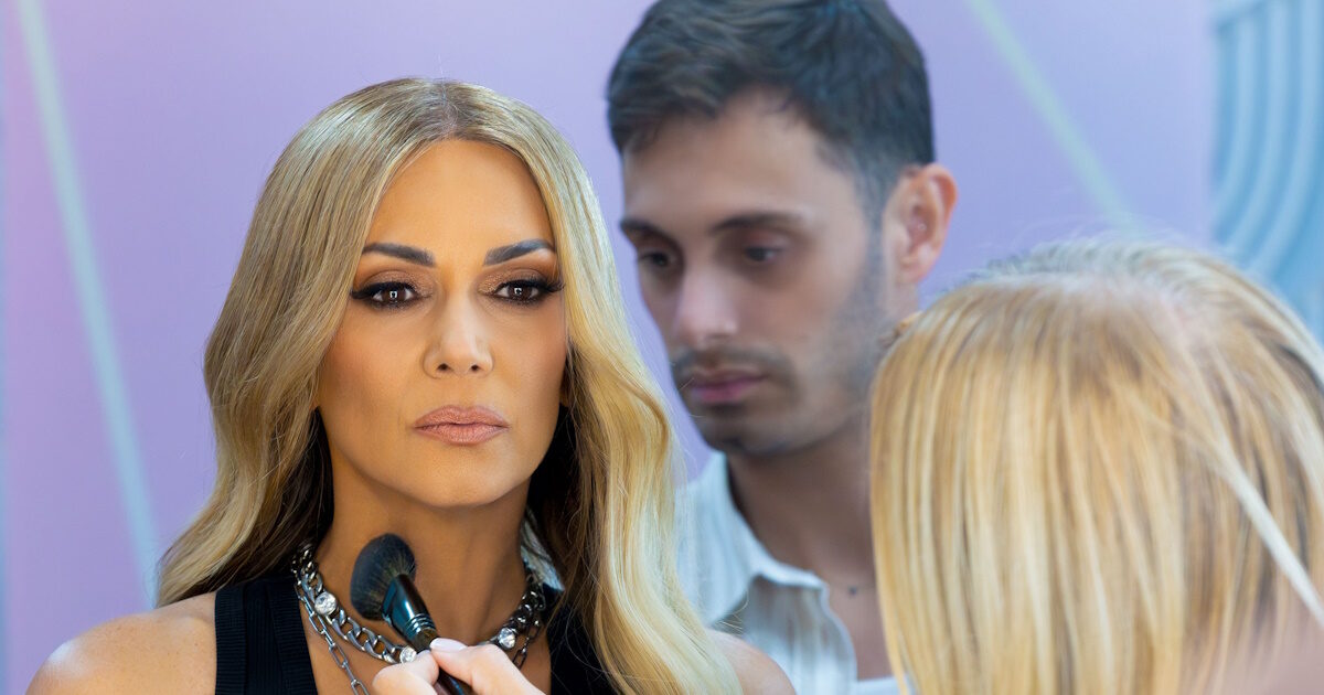 Μην χάσετε το Don’t forget the lyrics με την Έλλη Κοκκίνου: Παρασκήνια από την πρεμιέρα