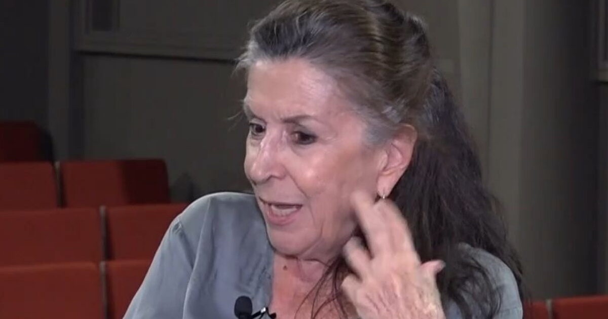 Νένα Μεντή: «Γι’ αυτό με αποκαλούν ξινή, πικρή, αυστηρή, δεν ανέχτηκα μύγα στο σπαθί μου»