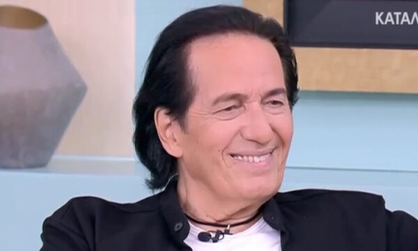 Πασχάλης: «Έφτασα τα 79, φροντίζω τη διατροφή μου και αποφεύγω τα γλυκά» – Η εξομολόγηση για την κόρη του