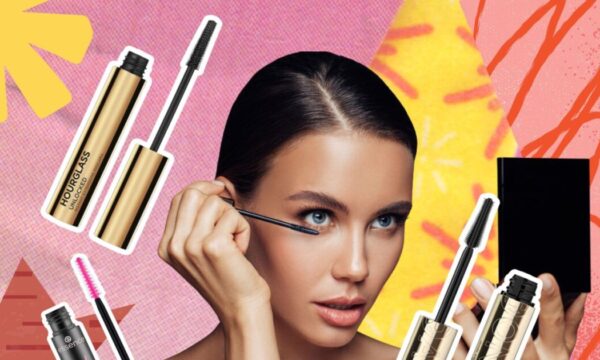 Οι tubing mascaras φέρνουν επανάσταση στο μακιγιάζ και αποτελούν το νέο απαραίτητο στο νεσεσέρ μας