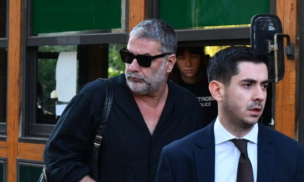 Βασίλης Μπισμπίκης: «Αν ήθελα να κρυφτώ, θα είχα φύγει από εκεί – Έχω ζητήσει συγγνώμη και το κάνω ξανά»