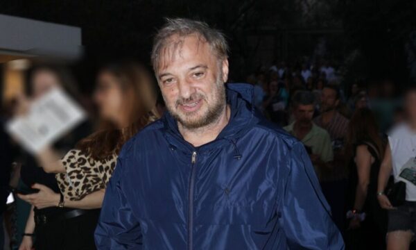 Χρήστος Φερεντίνος: Η εικόνα με τους δίδυμους γιους του στα γενέθλιά τους