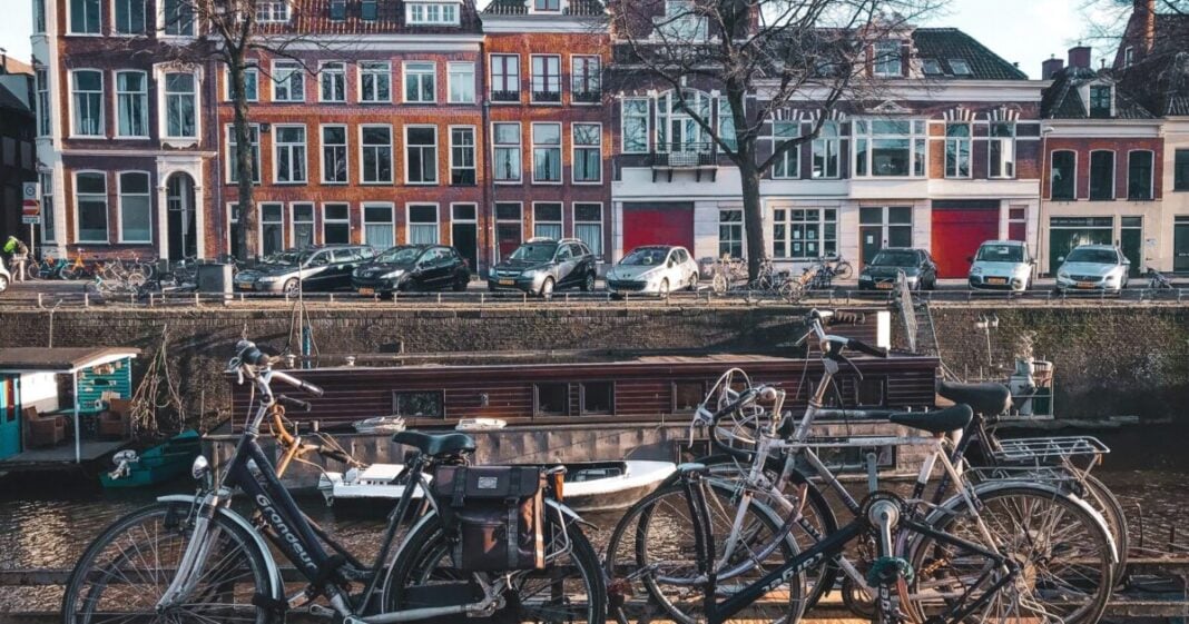 Ολλανδία-pexels-1200x630