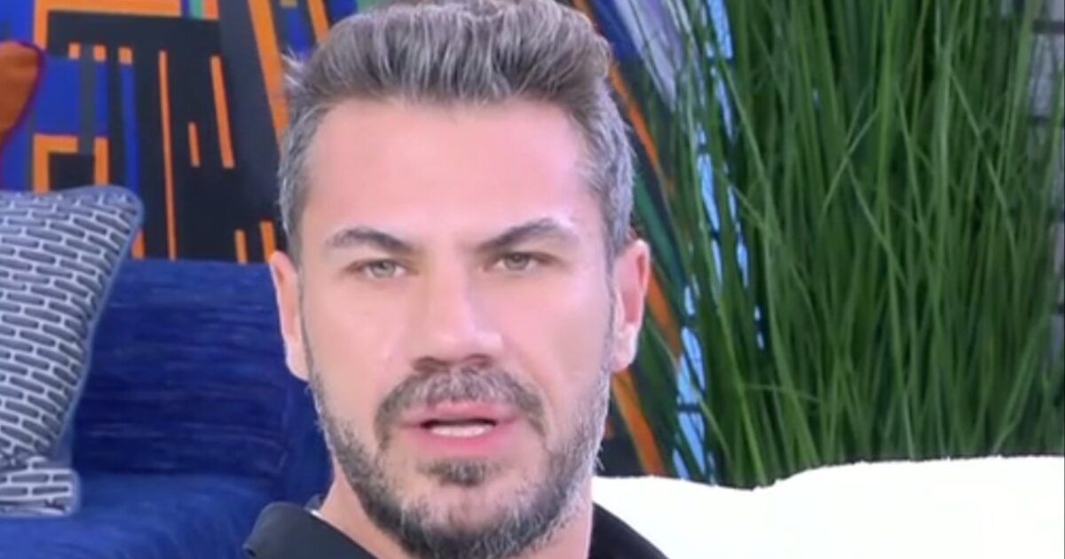Άκης Πετρετζίκης: Η αποκάλυψη για τα παιδιά του – «Η αδυναμία ενός πατέρα είναι η κόρη του»