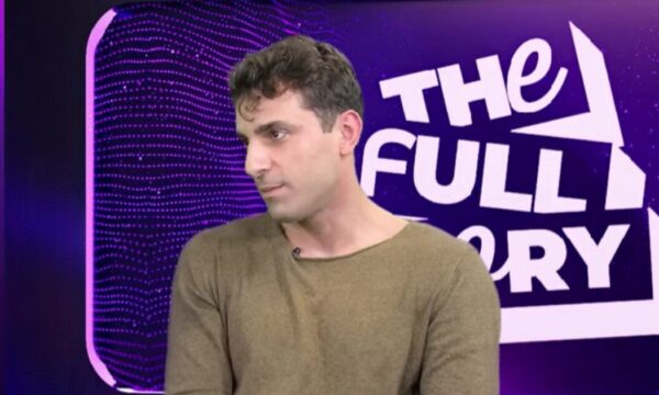 Αλέξανδρος Σκουρλέτης: «Mε τη σύντροφό μου ανταλλάσσουμε πολλές συμβουλές»