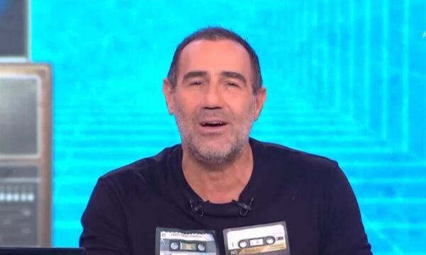 Αντώνης Κανάκης – Ράδιο Αρβύλα: Ο γιος του γιόρτασε τα 6α γενέθλια – Οι on air ευχές – «Αγόρι μου, σε λατρεύω όσο δεν φαντάζεσαι»