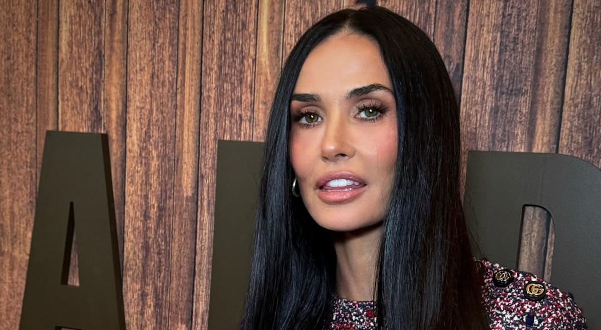 Ντέμι Μουρ: Με εντυπωσιακό beauty look από τον Δημήτρη Γιαννέτο