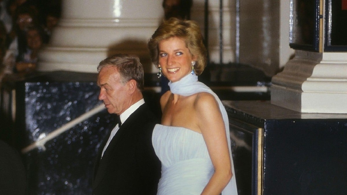 Αποχαιρετούμε έναν θρύλο της μόδας: Ο Paul Costelloe, ο προσωπικός σχεδιαστής της πριγκίπισσας Νταϊάνα