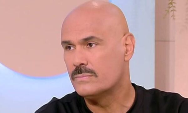 Δημήτρης Σκουλός: Γιατί δεν δημοσιεύει ποτέ εικόνες με τις κόρες του