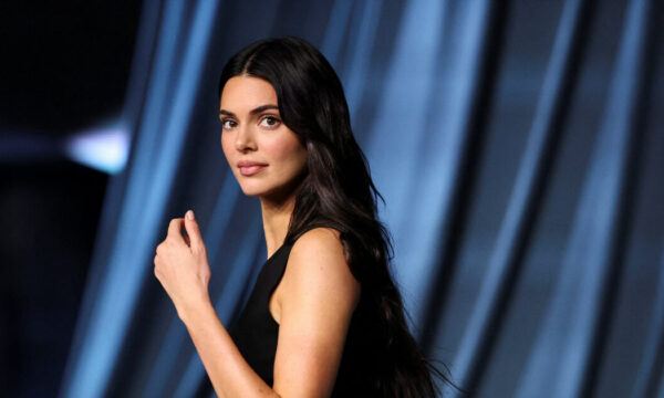 Kendall Jenner: Έκλεισε τα 30 και το πανηγύρισε με ένα εντυπωσιακό beach party μαζί με τις Kardashians!