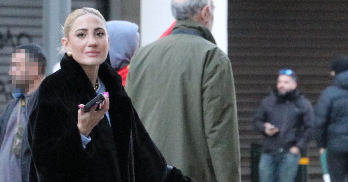 Ιωάννα Τούνη: Στην Αθήνα για τον γιο της, Πάρη, λίγες μέρες μετά τη δίκη – Βίντεο