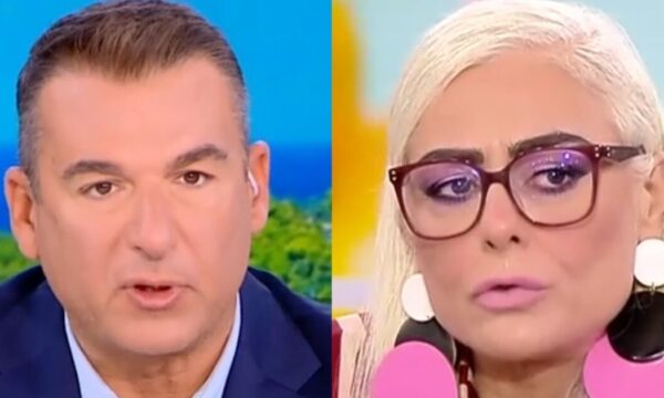 Άρια Καλύβα εναντίον Γιώργου Λιάγκα: «Επί δυο μέρες κατασπαράζει τη Δέσποινα Βανδή, σοβαρό ατόπημα»