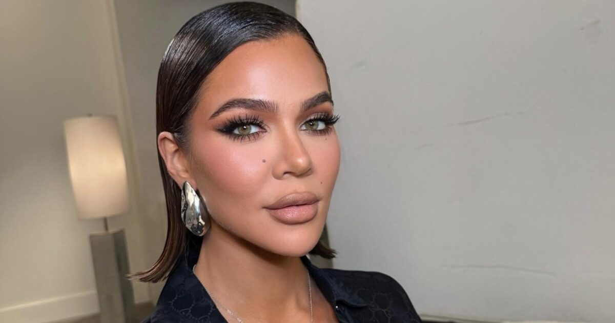 Το βελούδινο μανικιούρ της Khloe Kardashian θα κυριαρχήσει παντού αυτόν τον χειμώνα