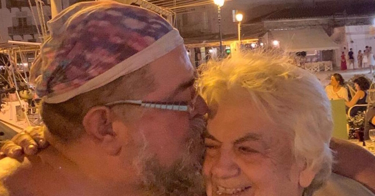 Θλιβερές στιγμές για τον Σταμάτη Κραουνάκη: Έφυγε από τη ζωή η μητέρα του