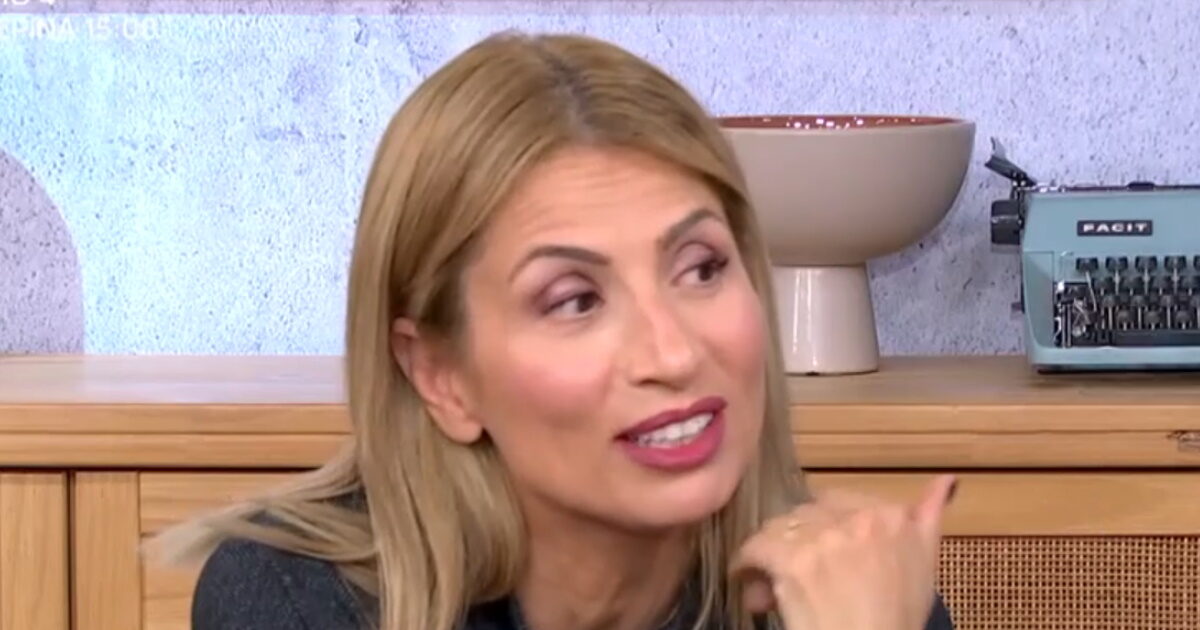 Μαρία Ηλιάκη: «Χρόνια δίπλα σε ηθοποιούς, αλλά κανείς δεν με κάλεσε στο θέατρο»