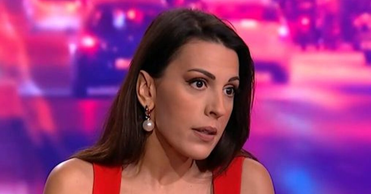 Άννα Μενενάκου: «Αγνοώ τα συναισθήματα όσων εργάζονται στην τηλεόραση – Από το πρωί ως το βράδυ τόσο “κίτρινο”»