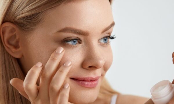 Μέταλλα και δέρμα: Το skincare κλειδί για φυσική ακτινοβολία και αρμονία