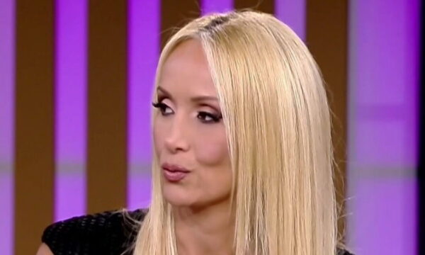 Ναταλί Κάκκαβα για Γιώργο Λιάγκα: «Υφίσταται τις συνέπειες της κριτικής του και έχει προκαλέσει αντιπάθειες»