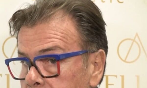 Δημήτρης Παπανώτας για The Real View: «Γιατί δεν συμπεριέλαβαν και άντρα; Είναι μεροληπτικό»