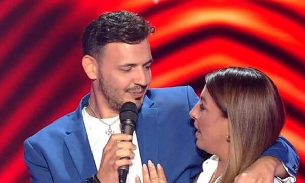 The Voice: Ο Σταύρος γύρισε στη σκηνή του μουσικού σόου και δεν τον αναγνώρισαν – «Έχω χάσει 50 κιλά και έχω αποκτήσει μαλλιά»