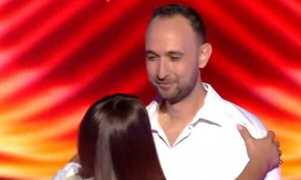 The Voice: Συγκλόνισε τους κριτές ο 34χρονος διαγωνιζόμενος – «Μου άφησε ένα μούδιασμα στη γλώσσα, με είχε φοβίσει»
