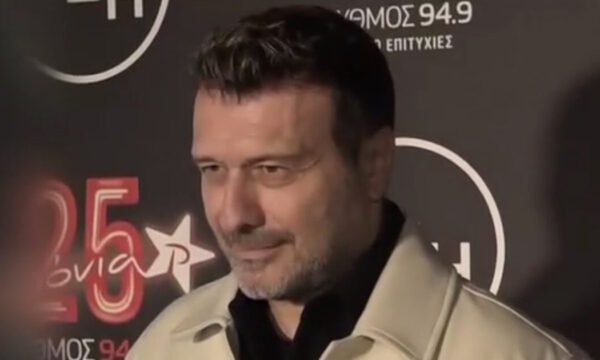 Γιάννης Πλούταρχος: Η αρχική δήλωση για την επίμονη θαυμάστριά του – «Πιθανόν να χρειάζεται βοήθεια»