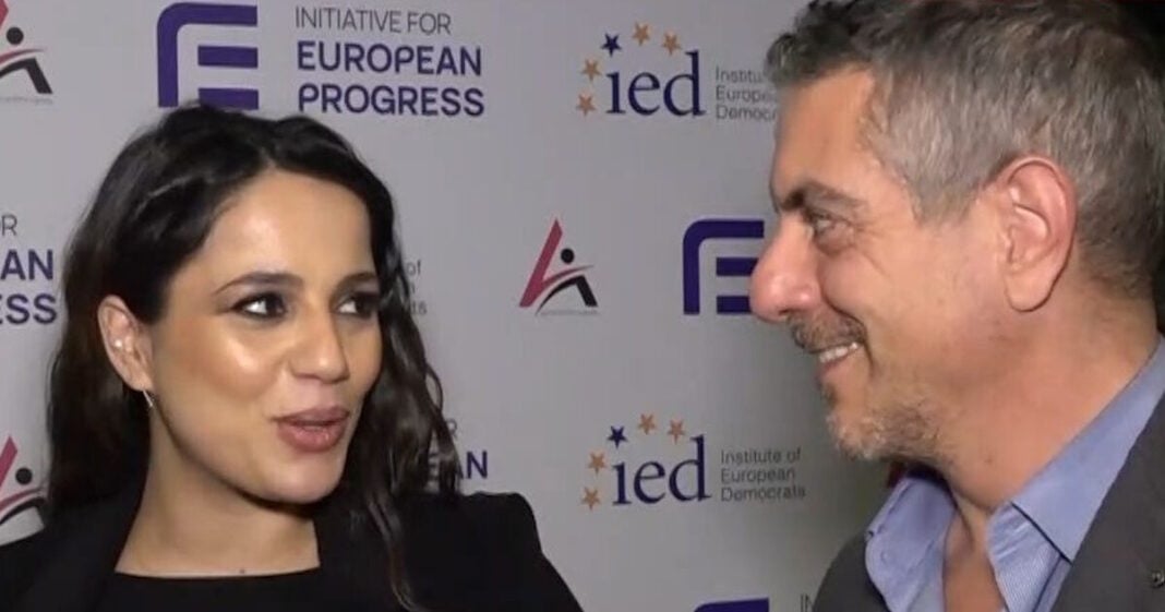 revi-skouloudis-1200x630