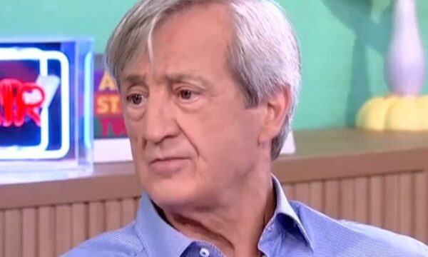 Σωτήρης Τζεβελέκος: Η αποκάλυψη για την αρχική συνάντηση με τη γυναίκα του – «Την ερωτεύτηκα αμέσως»