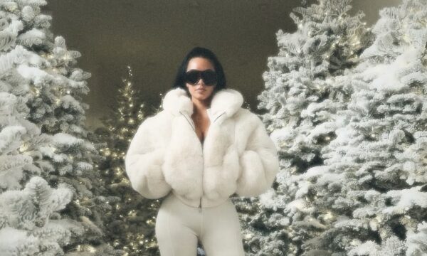 Η Kate Moss, η Kim Kardashian και η εορταστική πολική αρκούδα
