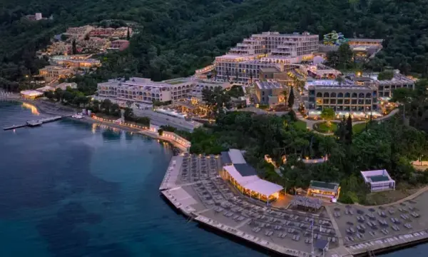 Mar-Bella Collection: Με γιορτινή ατμόσφαιρα τα εγκαίνια των καινούργιων γραφείων της στη Θεσσαλονίκη