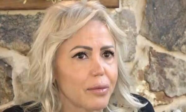 Η Άννα Φλωρινιώτη συγκινεί: Το τατουάζ για τον αδελφό της, Νίκο – «Αισθάνομαι ότι είναι πάντα κοντά μου»