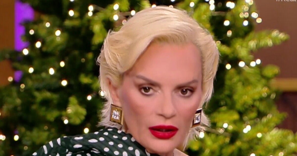 Έλενα Χριστοπούλου: «Δεν καταλαβαίνω πώς παραλαμβάνονται τα δικόγραφα ούτε πώς αποστέλλονται, σίγουρα δεν έχουν πόδια»