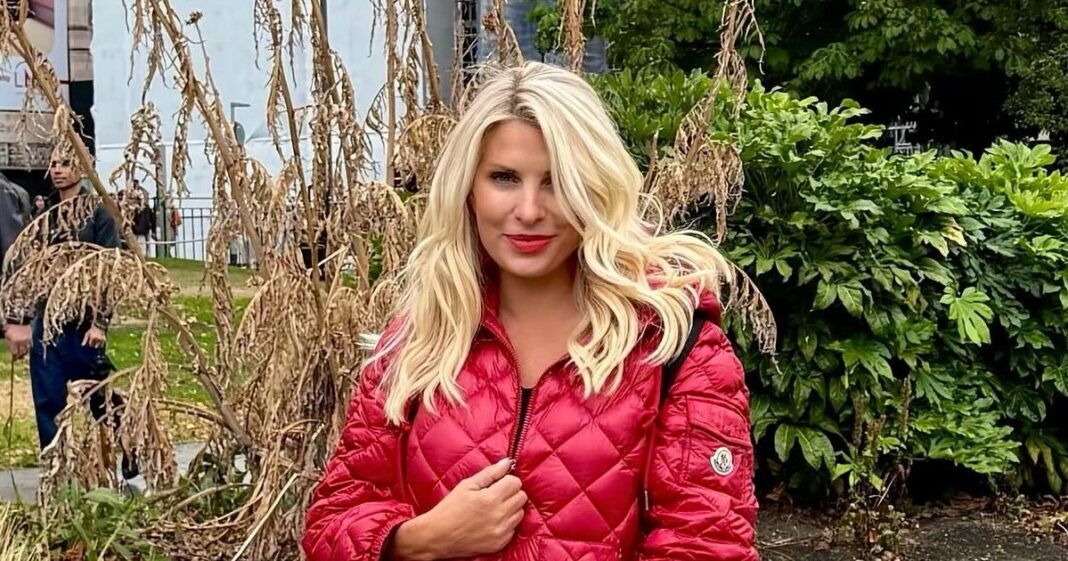 elenimenegaki-1-1200x630