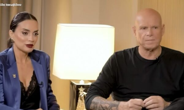 Τζώνη Καλημέρης για Ελπίδα Ιακωβίδου: «Μόλις είδα τη φωτογραφία της, αποφάσισα ότι θα την παντρευτώ» – Η περιπέτεια υγείας που τους ένωσε